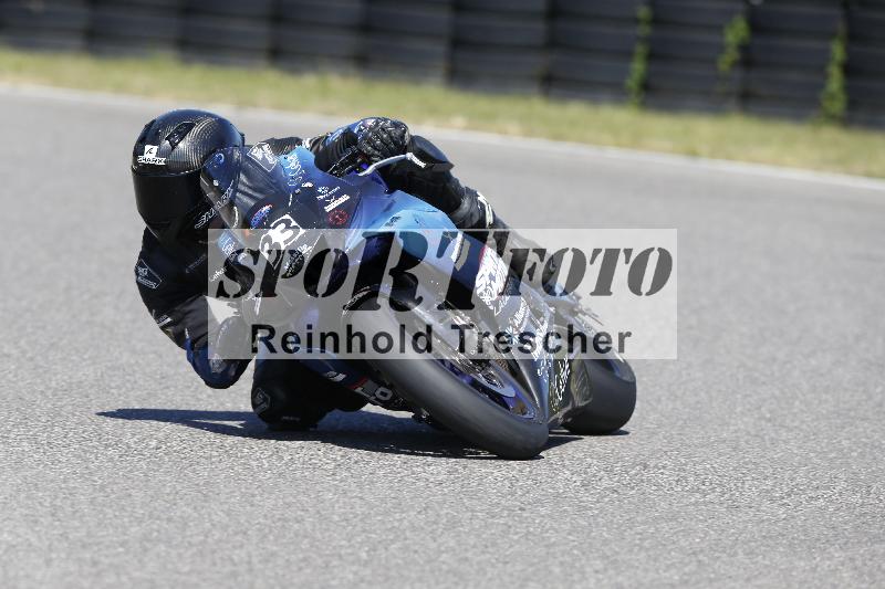 Archiv-2025/48 25.08.2025 Cornu Master School ADR/rot-rouge/33